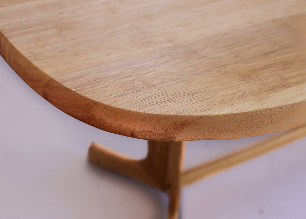 Wishbone Leg Dining Table
