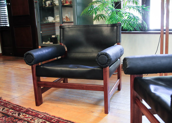 A Pair of Safari Model Leather and Mahogany Armchairs, by John Tabraham for Kallenbach's