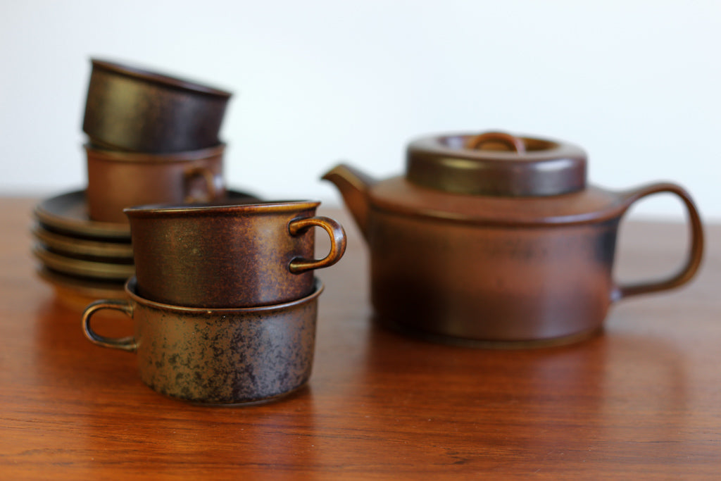 Set of Eight Arabia Lidded Teacups or Soup Bowls