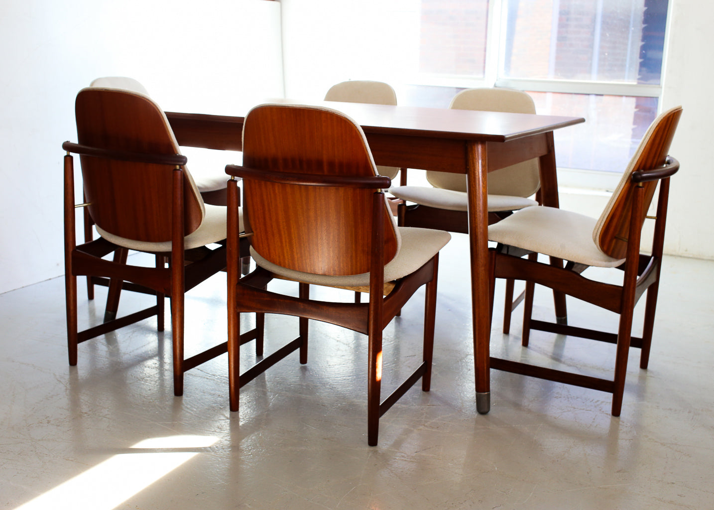 Six Seater Duros Dining Table