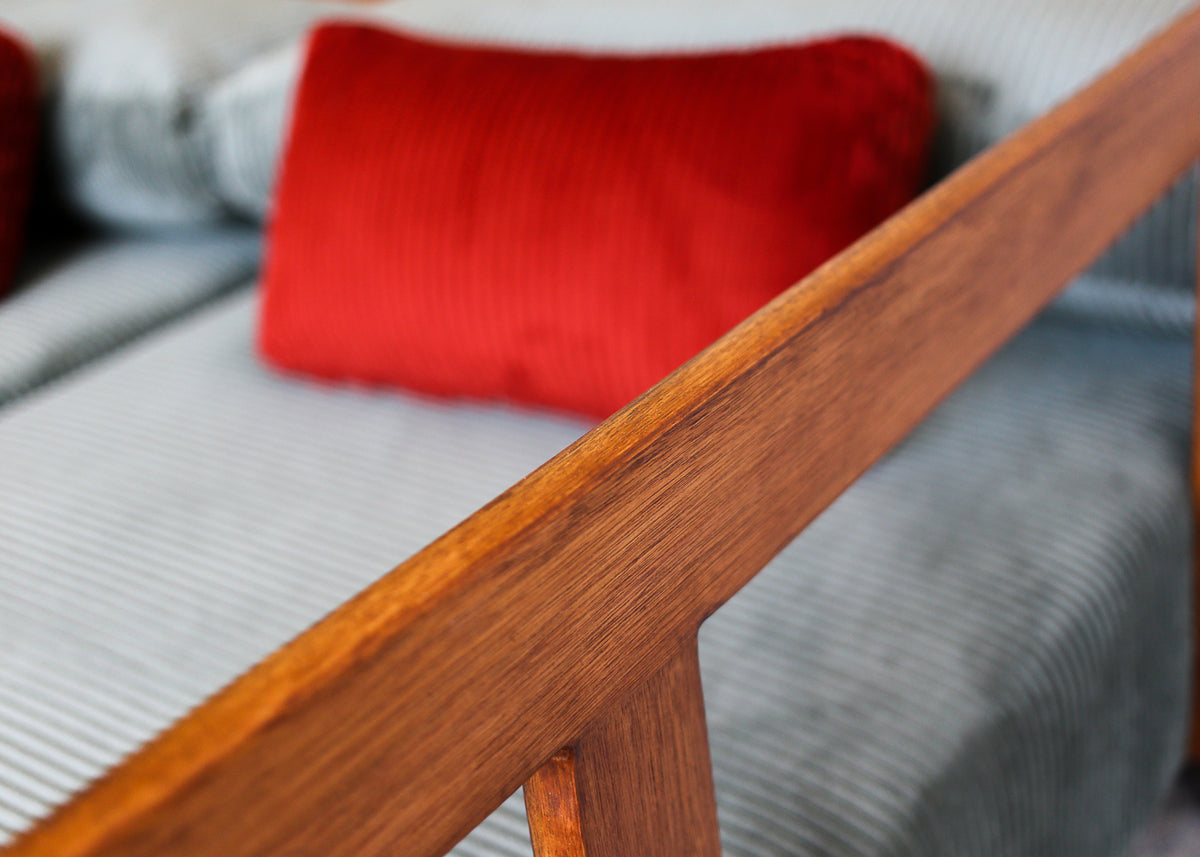 Vintage Style "Let's Pull Up" Sofa