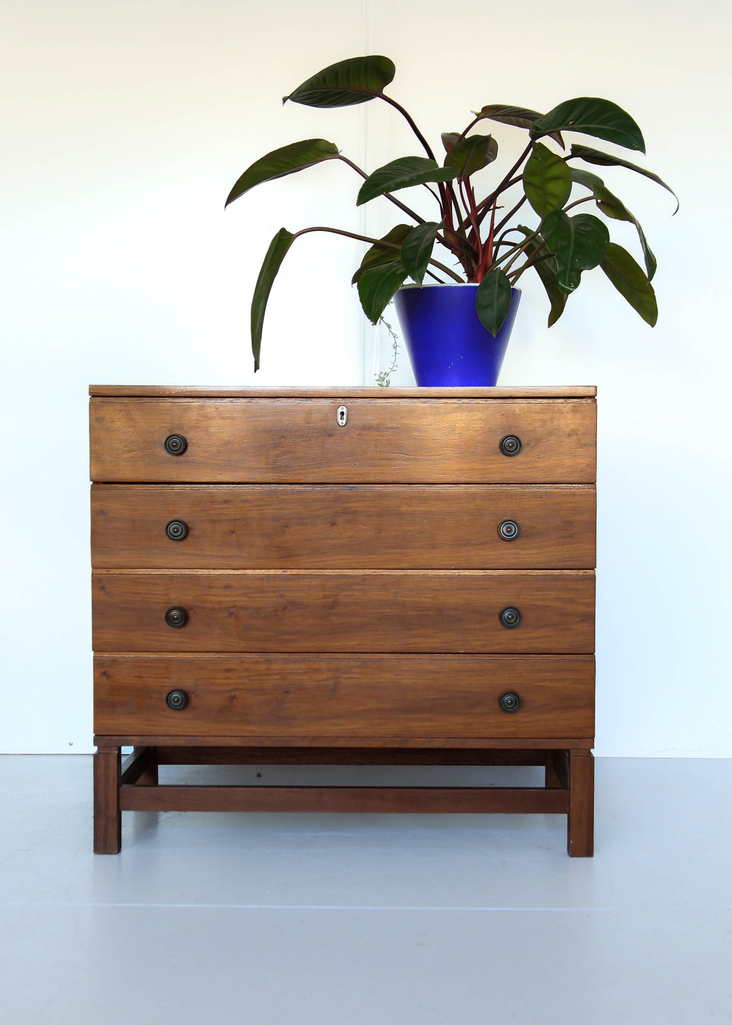 Duros Chest of Drawers