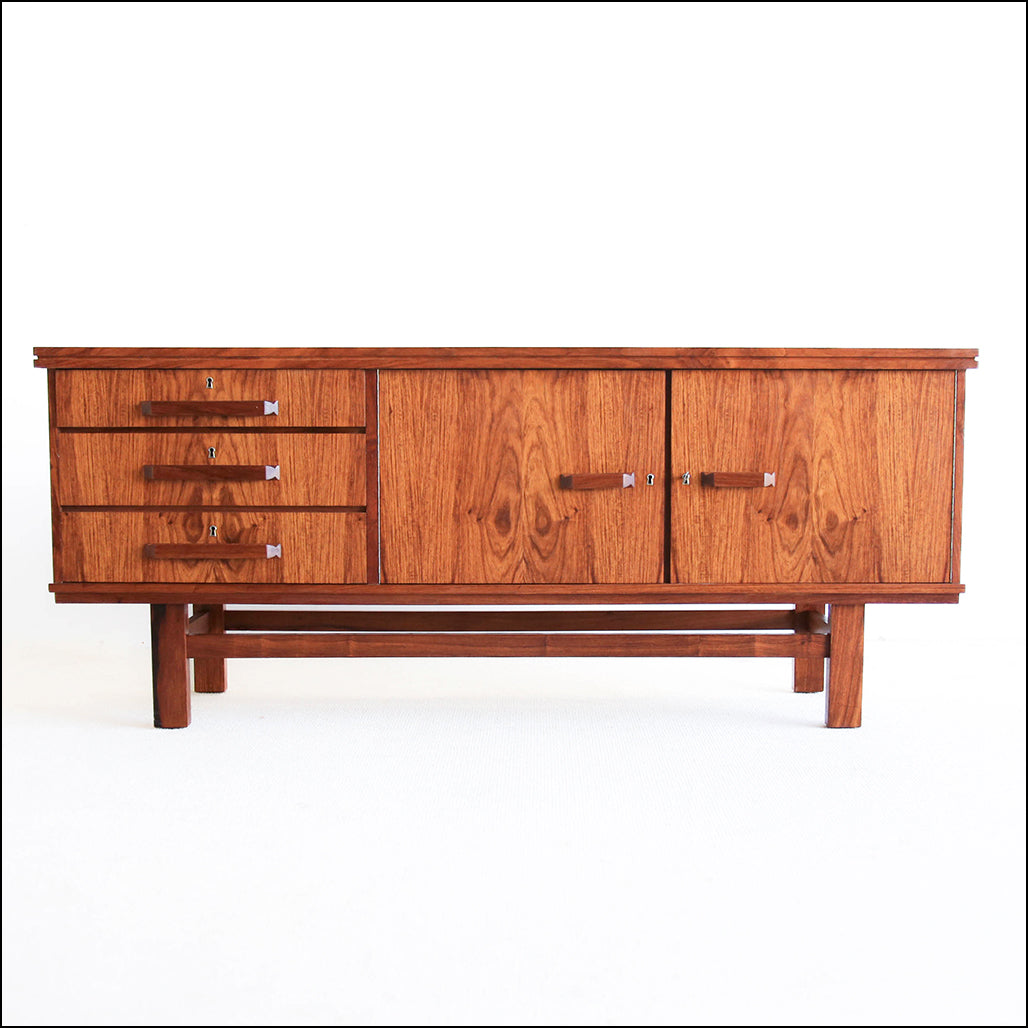 Kiaat Sideboard