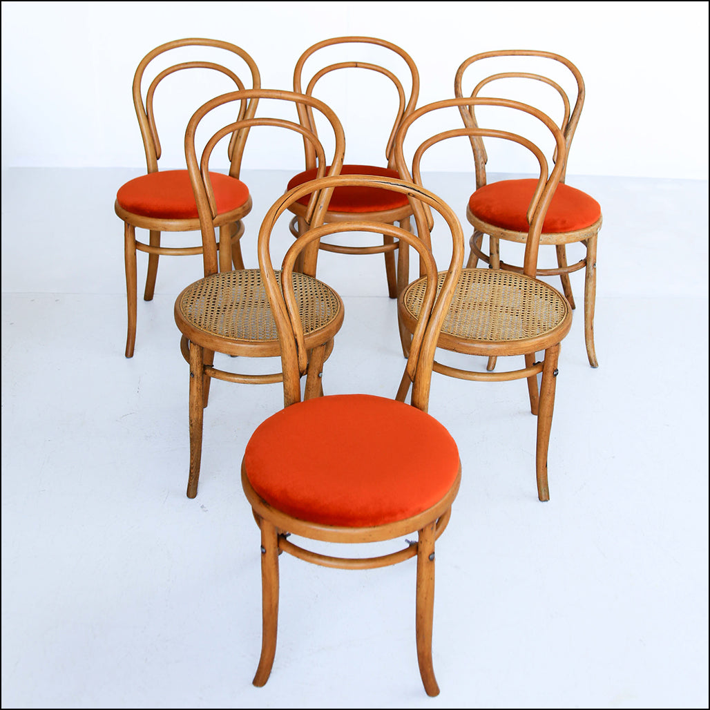Three pairs of Vintage Bentwood Café Chairs – Huisraad Modern
