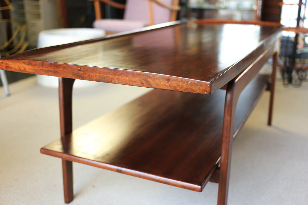 Scandinavian Modern Style Coffee table