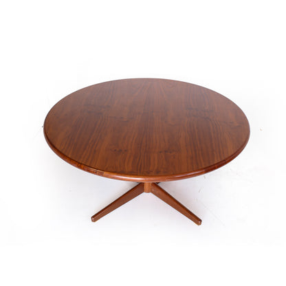 Round Binnehuis Dining Table for Four to Six