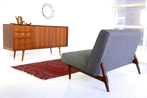 Retro One-arm Settee