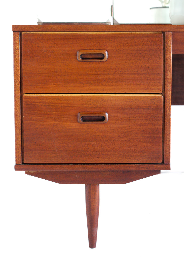 Frystark Dressing Table