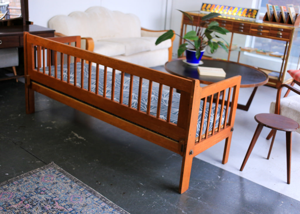 Vintage Daybed with Skinny LaMinx Mattress