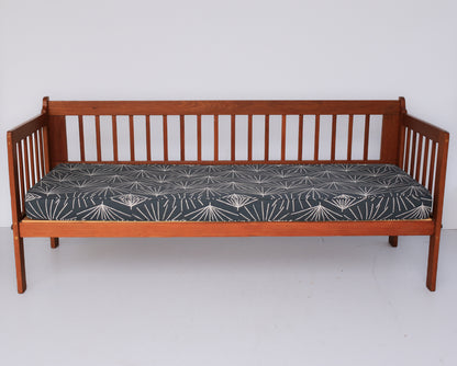 Vintage Daybed with Skinny LaMinx Mattress