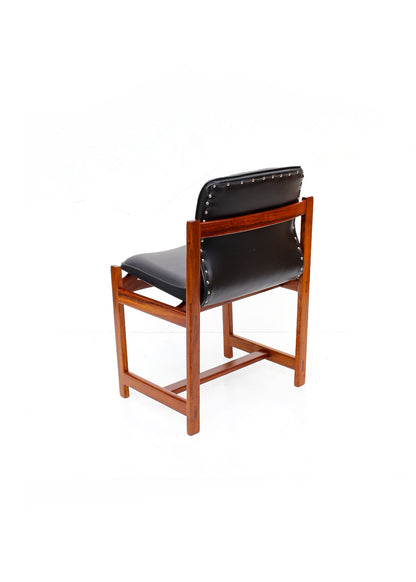 Scandinavian Modern set of Eight Dining Chairs