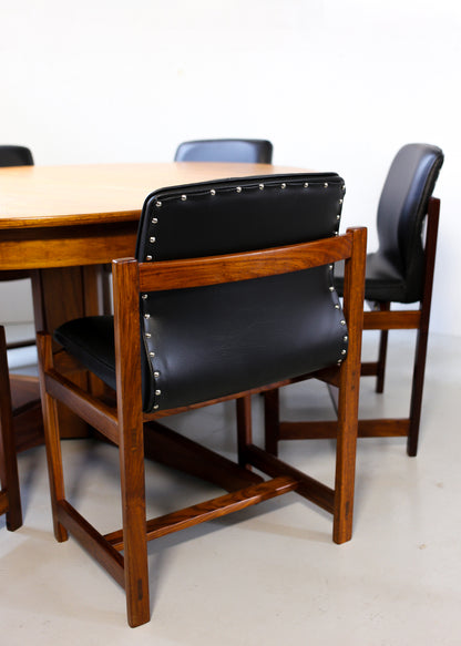 Scandinavian Modern set of Eight Dining Chairs