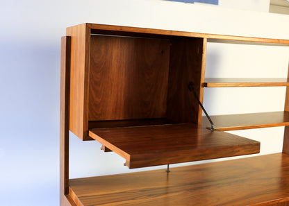 Greaves & Thomas Highboard