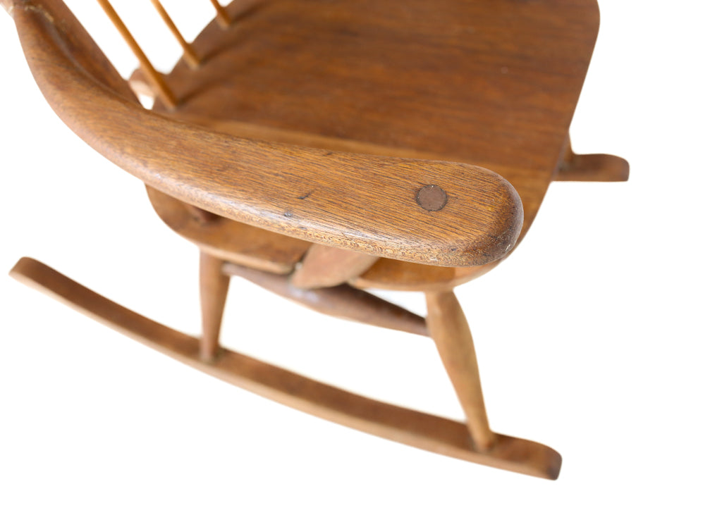 Oak Lubis Rocking Chair