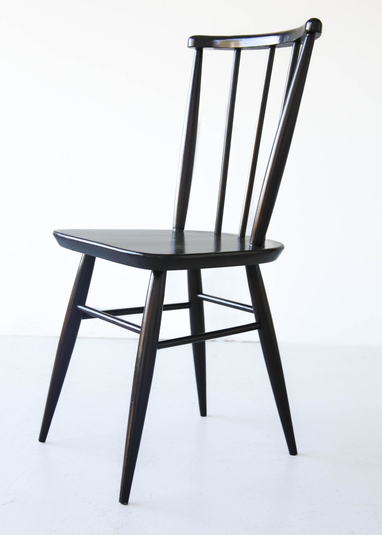 Six Quaker Dining Chairs