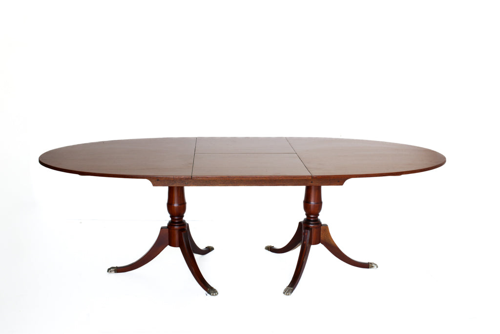 Extendable Oval Dining Table
