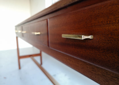 Server by John Tabraham for Kallenbach's