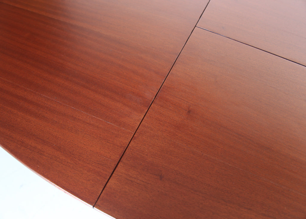 Extendable Oval Dining Table