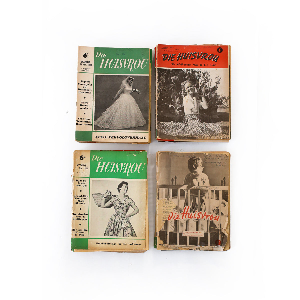 Collection of Thirty 1950s "Die Huisvrou" Magazines