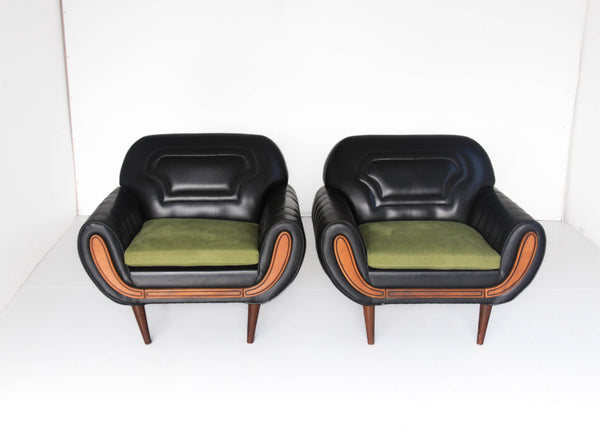 A Pair of Vintage Airflex Lounge Chairs