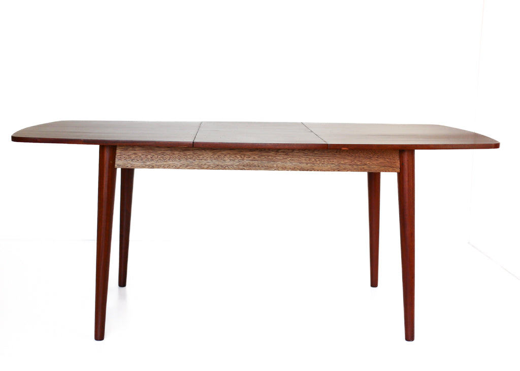 Extendable Mid-century Dining Table