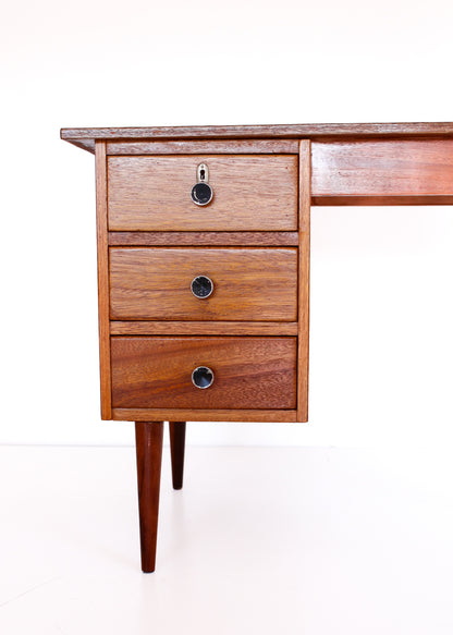 Small Frystark Desk