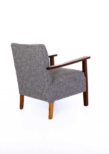 Stout Arts and Crafts Armchair