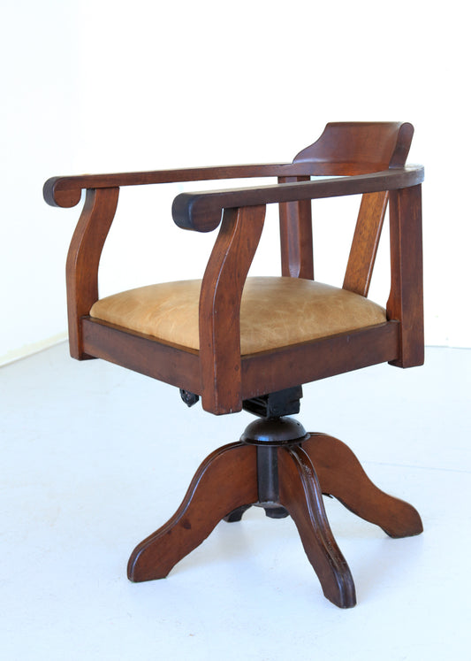 Swivel Captains Chair