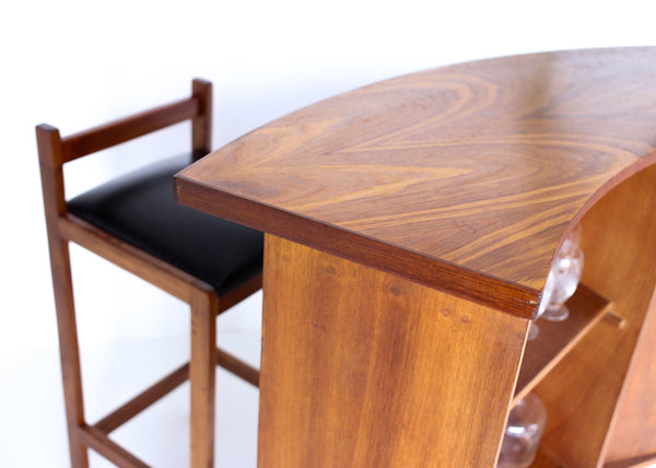 Mid-century Bar Counter with Three Chairs