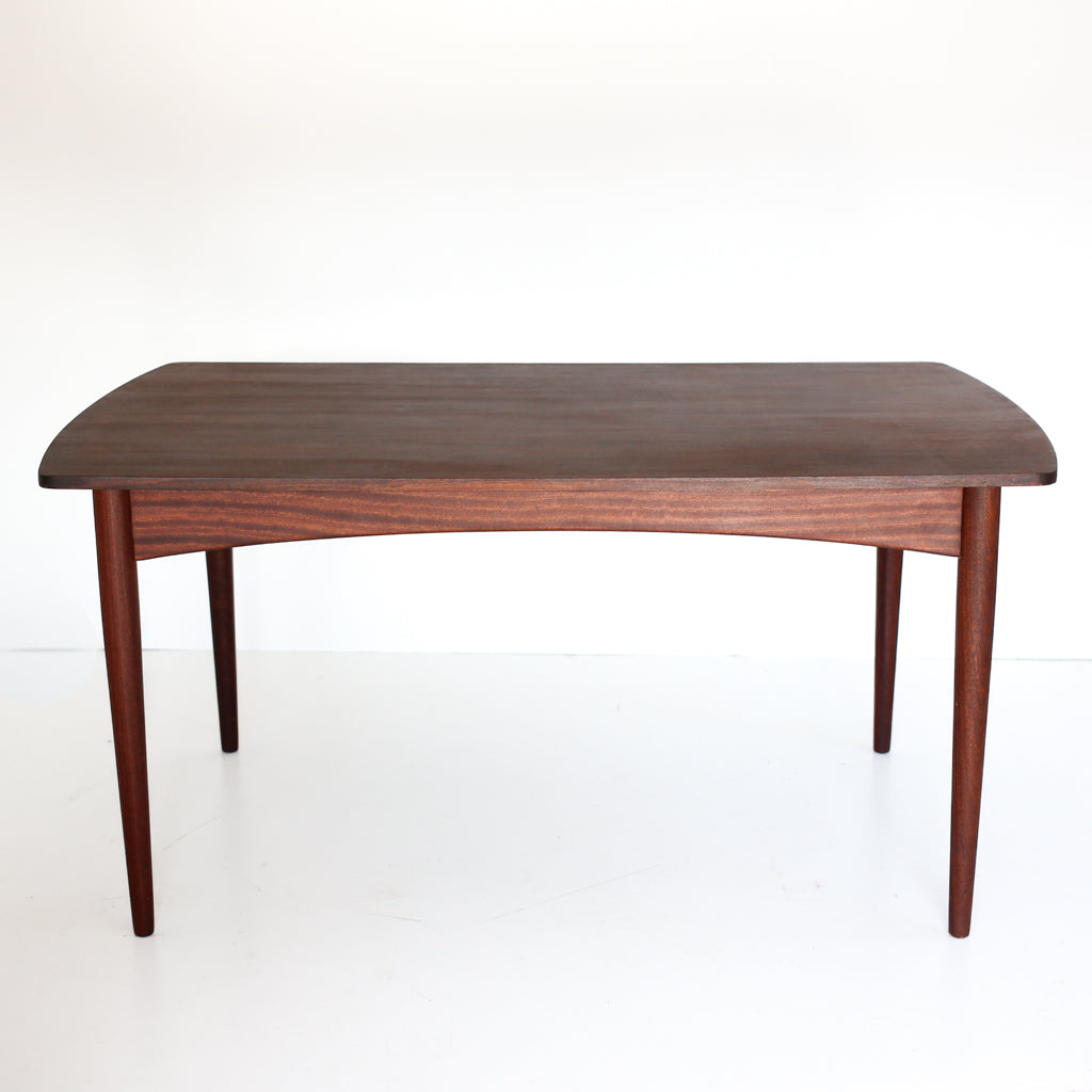 Six-seater Frystark Dining Table