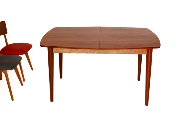 Extendable Frystark Dining Table