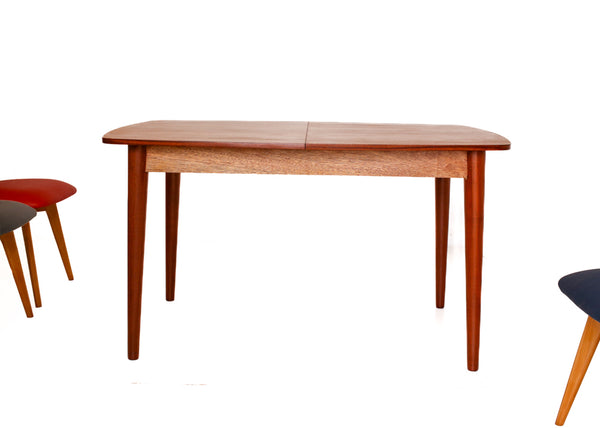 Extendable Frystark Dining Table