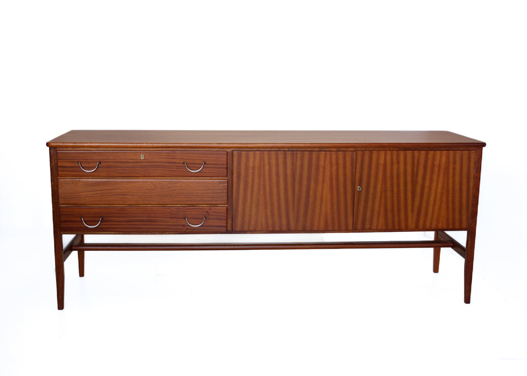 DS Vorster Sideboard