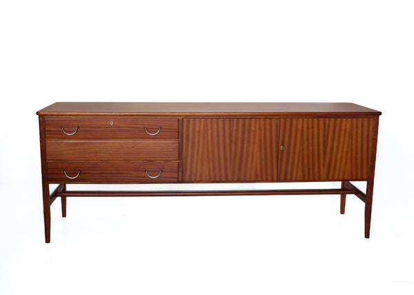 DS Vorster Sideboard