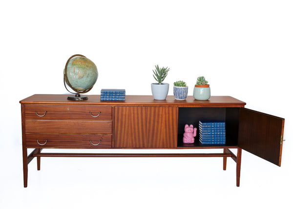 DS Vorster Sideboard