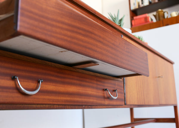 DS Vorster Sideboard