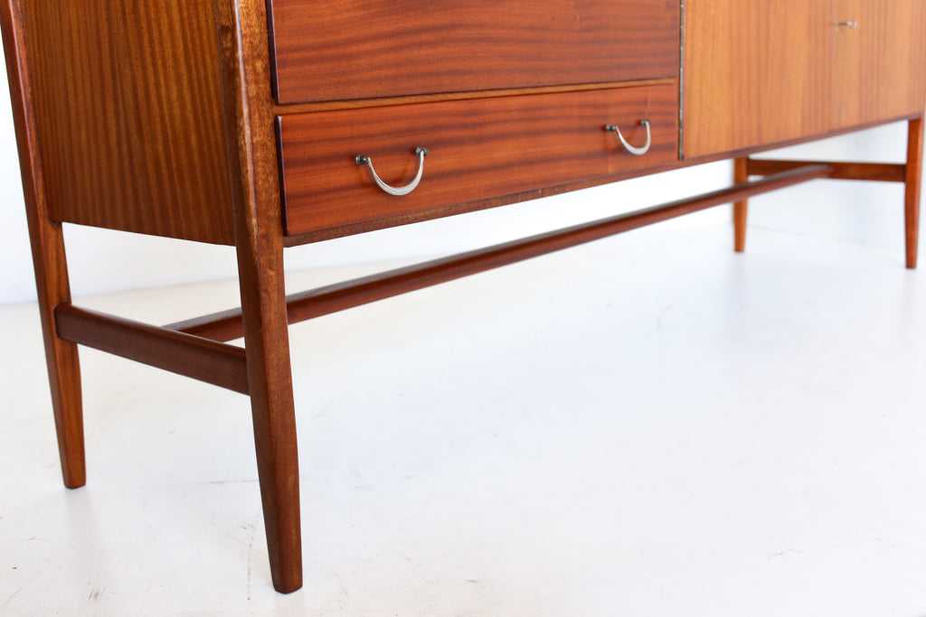 DS Vorster Sideboard