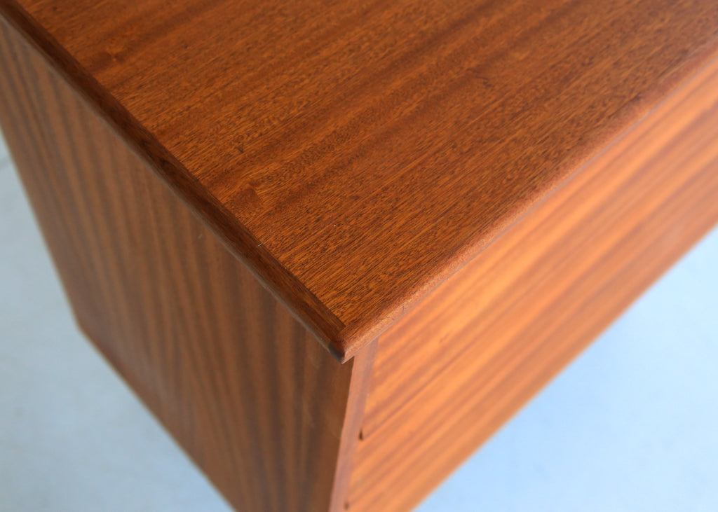Vintage Modern Chest of Drawers