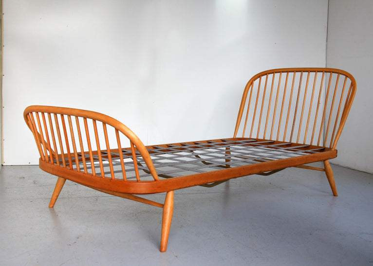 Ercol Windsor Divan Bed, Model 358