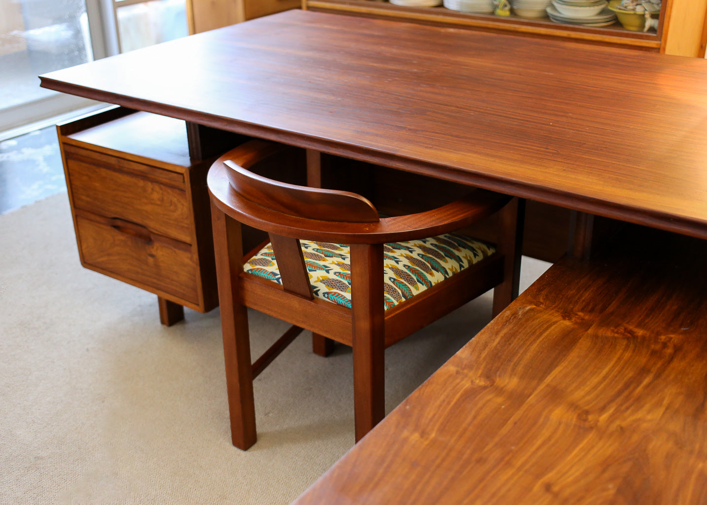 Large L-shaped Desk for the Boss