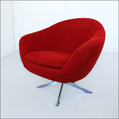 Mid-Century Modern Swivel Chair