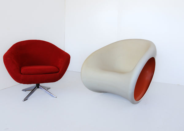 Mid-Century Modern Swivel Chair