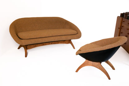 Mid-century Lurashell Style Tub Sofa