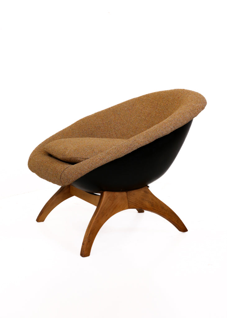 Pair of Mid-century Tub Chairs