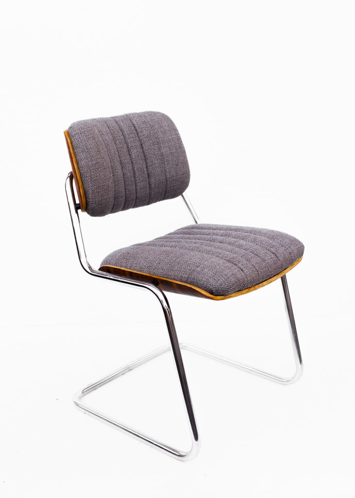 A Pair of Giroflex Stoll Cantilever Chairs, 1970s Switzerland