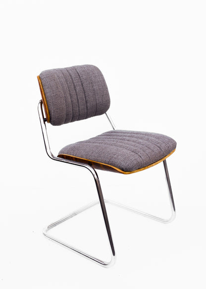 A Pair of Giroflex Stoll Cantilever Chairs, 1970s Switzerland