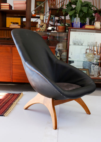 Pod Lounge Chair in the Style of Lurashell (UK 1960s)