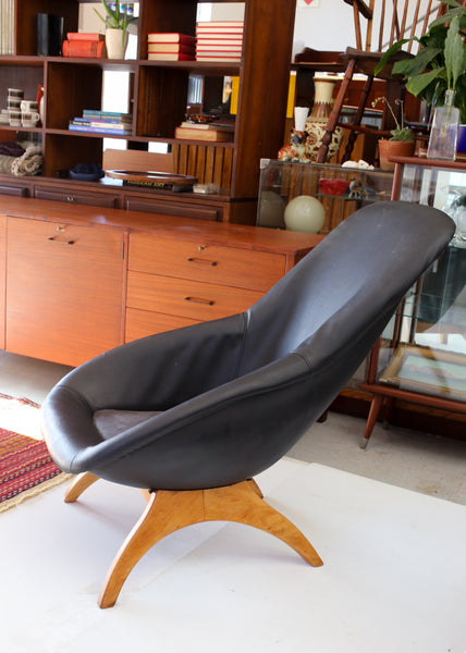 Pod Lounge Chair in the Style of Lurashell (UK 1960s)