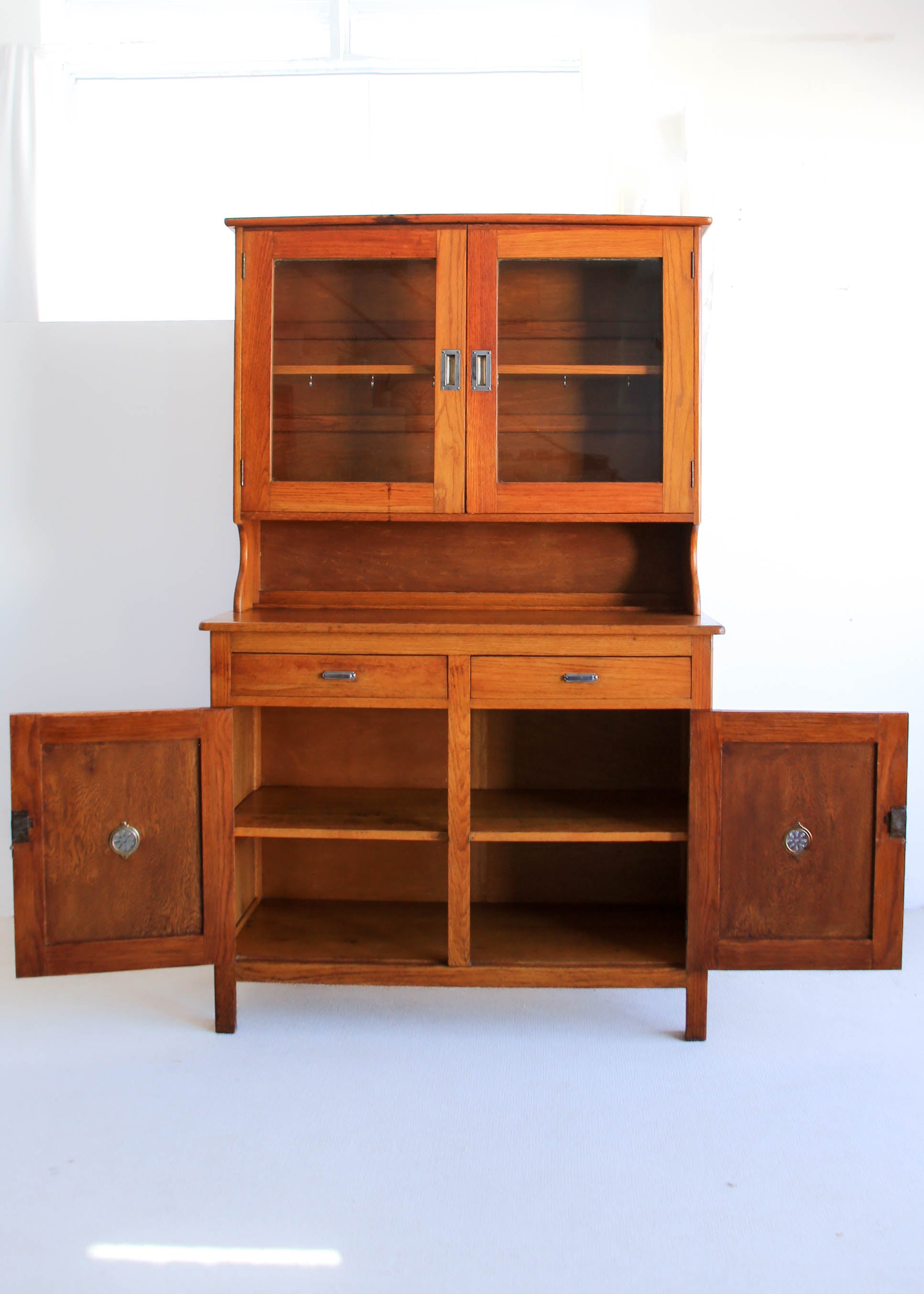 Vintage Oak Kitchen Cabinet – Huisraad Modern