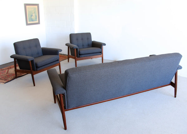 Three-Seater Vintage Modern Duros Sofa